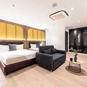 Dreibettzimmer