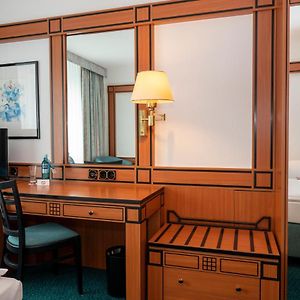Zimmer mit zwei Einzelbetten