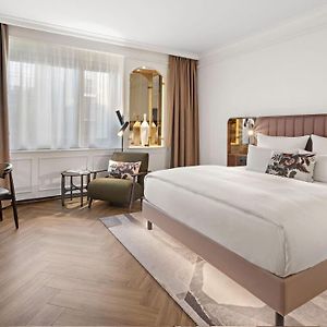 Grand Zimmer mit Kingsize-Bett