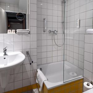 Zimmer mit zwei Einzelbetten