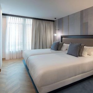 Zimmer mit zwei Einzelbetten