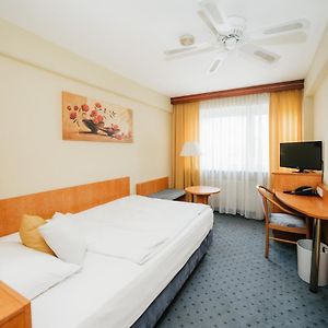 Zimmer mit Queensize-Bett