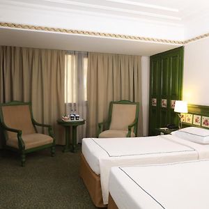 Deluxe Zimmer mit Kingsize-Bett