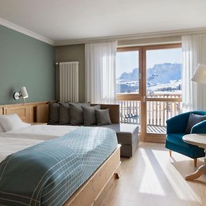 Superior Zimmer mit Kingsize-Bett
