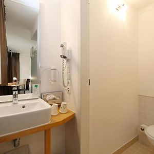 Zimmer mit zwei Einzelbetten