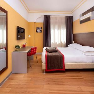 Comfort Zimmer mit Kingsize-Bett