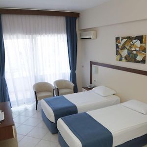 Standard Zimmer mit Kingsize-Bett