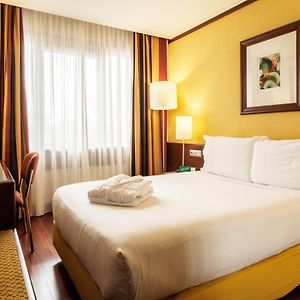 Standard Zimmer mit Kingsize-Bett