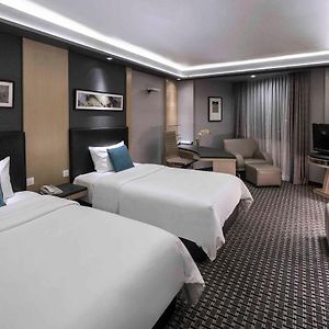 Premier Zimmer mit zwei Einzelbetten