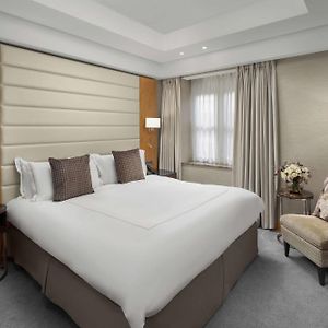 Superior Zimmer mit Kingsize-Bett