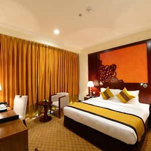 Standard Zimmer mit Kingsize-Bett