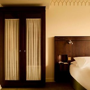 Superior Zimmer mit Kingsize-Bett