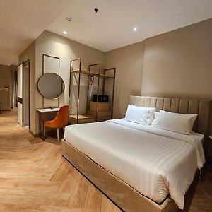 Standard Zimmer mit Kingsize-Bett