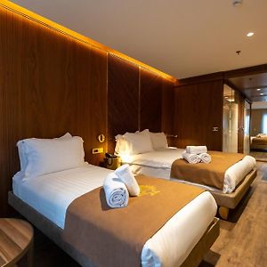 Deluxe Dreibettzimmer