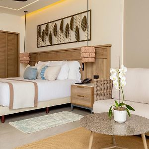 Club Junior Suite