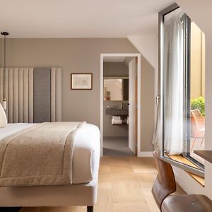 Deluxe Zimmer mit Kingsize-Bett
