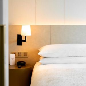 Standard Gästezimmer mit Kingsize-Bett
