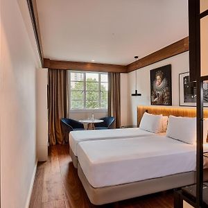 Deluxe Zimmer mit zwei Einzelbetten