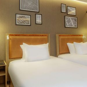 Zimmer mit zwei Einzelbetten