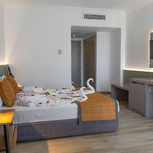 Standard Zimmer mit Kingsize-Bett