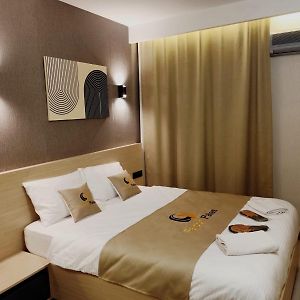 Deluxe Zimmer mit Kingsize-Bett