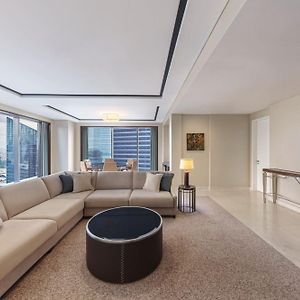 Große Suite mit Kingsize-Bett