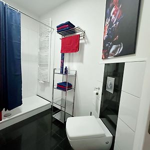 Studio mit Kingsize-Bett