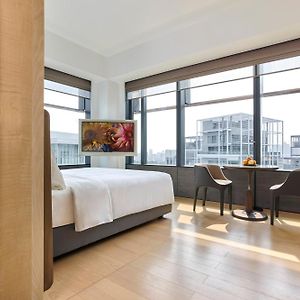 Zimmer mit zwei Einzelbetten
