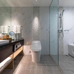 Deluxe Eck-Zimmer mit zwei Einzelbetten