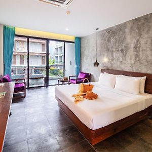 Zimmer mit Kingsize-Bett im Flügel