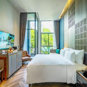 Deluxe Zimmer mit Kingsize-Bett