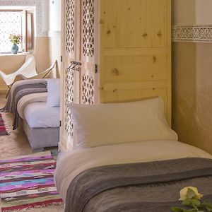 Zimmer mit zwei Einzelbetten