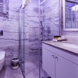 Budget Zimmer mit Kingsize-Bett