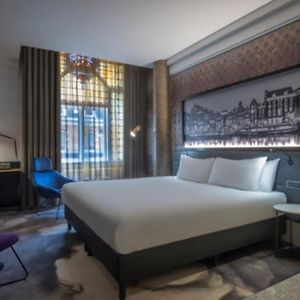 Deluxe Zimmer mit Kingsize-Bett