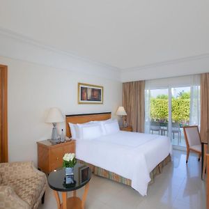 Deluxe Zimmer mit Kingsize-Bett