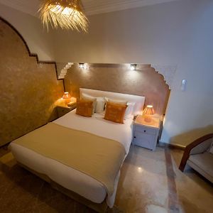 Superior Zimmer mit Kingsize-Bett