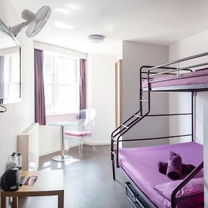 Dreibettzimmer
