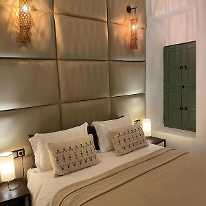 Deluxe Zimmer mit Kingsize-Bett