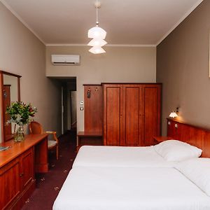 Dreibettzimmer
