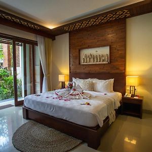 Deluxe Zimmer mit Kingsize-Bett