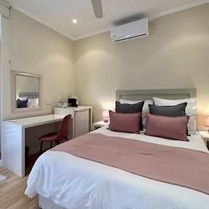 Zimmer mit Queensize-Bett