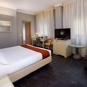 Comfort Zimmer mit Kingsize-Bett