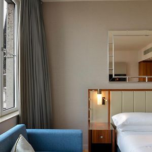 Deluxe Zimmer mit Kingsize-Bett