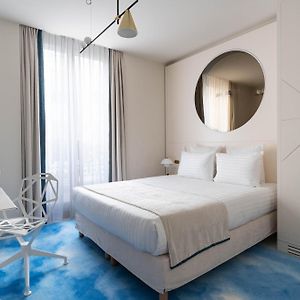 Standard Zimmer mit Kingsize-Bett