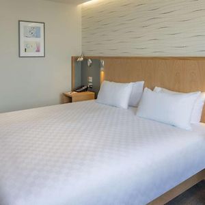 Zimmer mit Queensize-Bett
