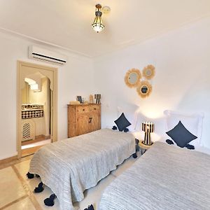 Standard Zimmer mit zwei Einzelbetten
