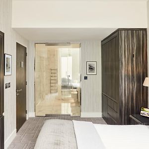 Superior Zimmer mit Kingsize-Bett