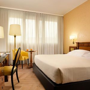Superior Zimmer mit Kingsize-Bett