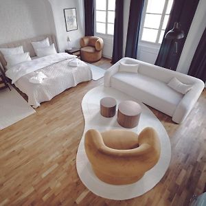 Deluxe Zimmer mit Kingsize-Bett