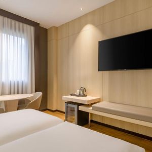 Standard Zimmer mit zwei Einzelbetten